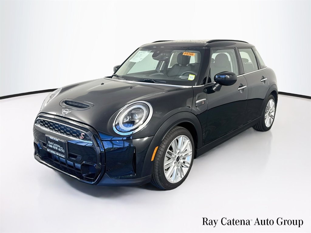 Used 2024 MINI Cooper S FWD image 3