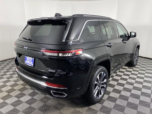 Used 2022 Jeep Grand Cherokee Overland w/ Luxury Tech Group IV image 9