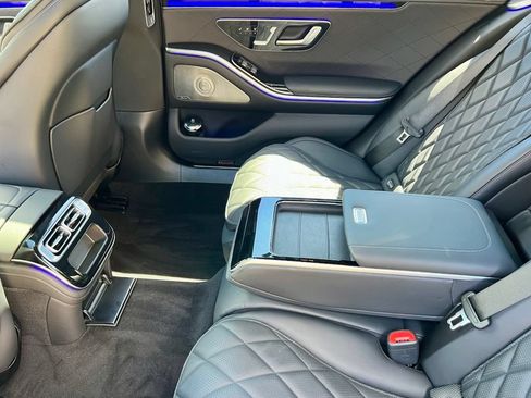 Certified 2023 Mercedes-Benz S 580 4MATIC Sedan image 29