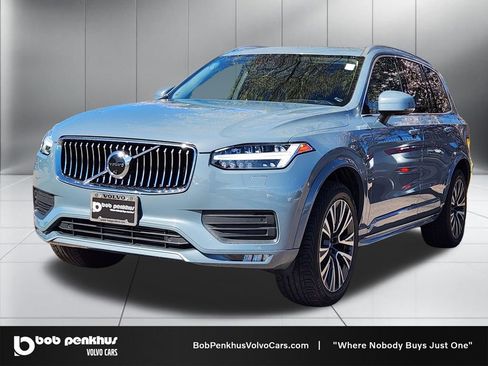 Used 2020 Volvo XC90 T6 Momentum w/ Protection Package Premier image 23