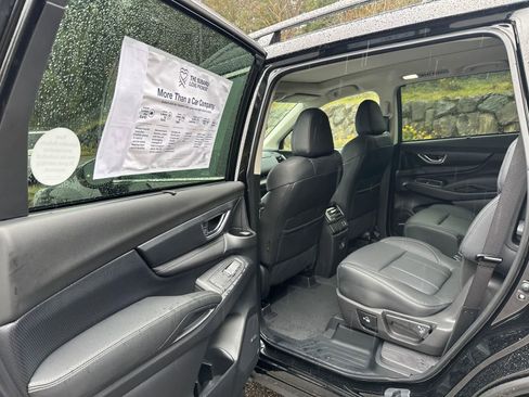 New 2026 Subaru Ascent Limited image 12