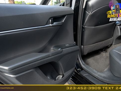 Used 2020 Toyota Camry SE FWD image 14