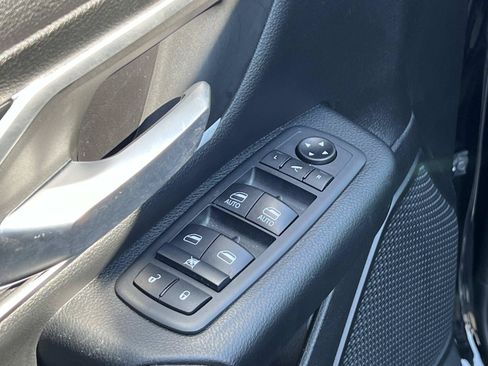Used 2021 RAM 1500 Big Horn AWD/4WD image 17