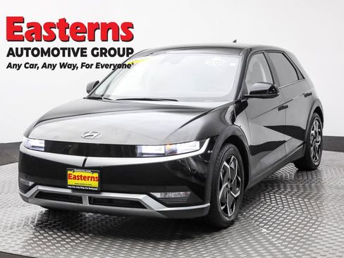 Used 2023 Hyundai Ioniq 5 SEL image 1