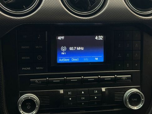 Used 2015 Ford Mustang Coupe image 23