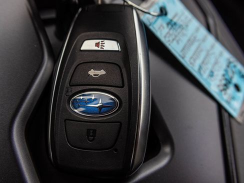 Used 2026 Subaru Crosstrek 2.5i Premium AWD/4WD image 27