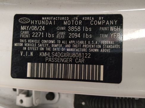 Used 2024 Hyundai Elantra SEL w/ Convenience Package FWD image 33