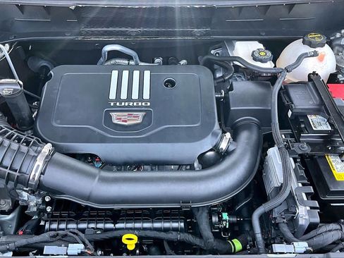 Used 2025 Cadillac XT6 Luxury FWD image 33