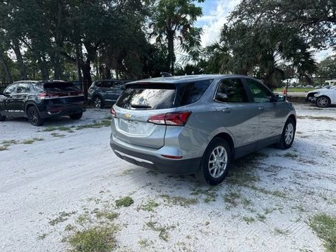 Used 2024 Chevrolet Equinox LT FWD image 4