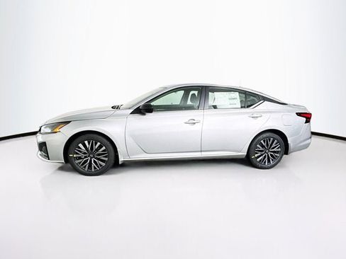 New 2026 Nissan Altima 2.5 SV FWD image 8