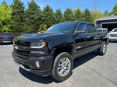 Used 2017 Chevrolet Silverado 1500 High Country RWD image 2