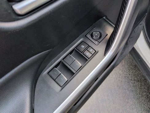 Used 2023 Toyota RAV4 XLE image 11