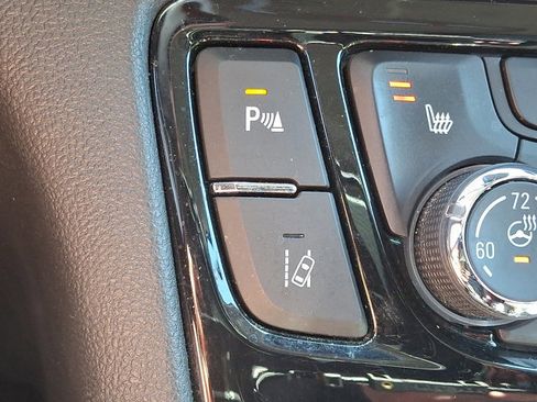 Used 2018 Buick Encore Premium w/ Experience Buick Package AWD/4WD image 24