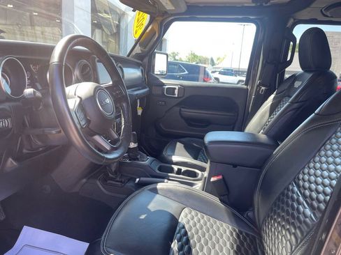 Used 2022 Jeep Wrangler Unlimited Sport AWD/4WD image 14