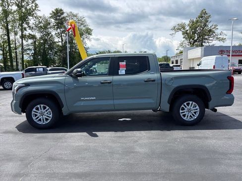 New 2026 Toyota Tundra SR5 RWD image 26