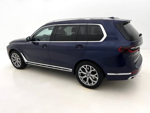 Used 2023 BMW X7 xDrive40i image 10