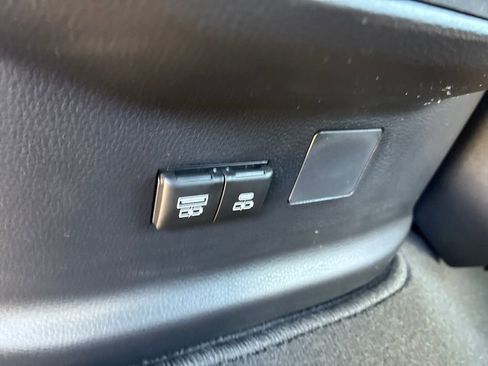 New 2026 Toyota Tundra Limited AWD/4WD image 45