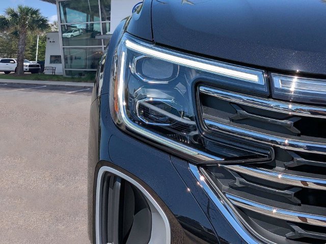 New 2026 Volkswagen Atlas SE FWD image 10
