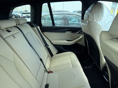 Used 2024 BMW X3 xDrive30i w/ Premium Package AWD/4WD image 9