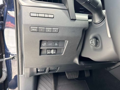 Certified 2026 Lexus GX 550 w/ Cold Area Package AWD/4WD image 33