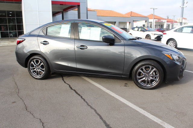 Used 2019 Toyota Yaris LE FWD image 18