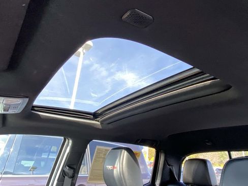 Used 2019 Toyota Tacoma TRD Pro AWD/4WD image 29