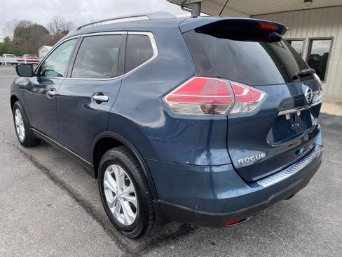 Used 2014 Nissan Rogue SV image 3