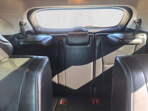 Used 2023 Toyota Highlander Platinum image 17