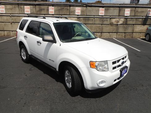 Used 2012 Ford Escape 4WD Hybrid image 3