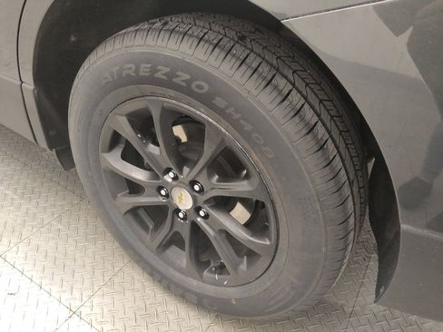 Used 2020 Chevrolet Equinox LT image 31