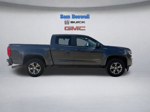 Used 2017 Chevrolet Colorado Z71 AWD/4WD image 10
