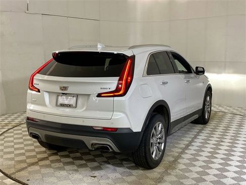 Used 2023 Cadillac XT4 Premium Luxury w/ Cold Weather Package image 17
