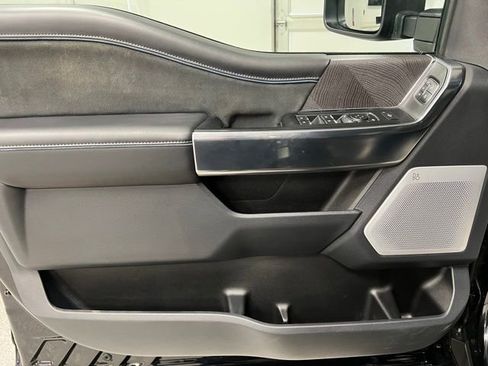 Used 2025 Ford F450 Platinum w/ FX4 Off-Road Package AWD/4WD image 23