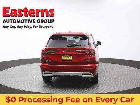 Used 2023 Mitsubishi Outlander SEL AWD/4WD image 40