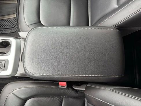 Used 2019 Chevrolet Colorado ZR2 AWD/4WD image 14