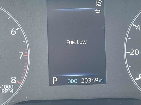Used 2025 Toyota Corolla LE FWD image 22