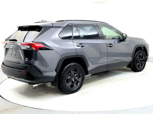 Certified 2019 Toyota RAV4 LE image 6