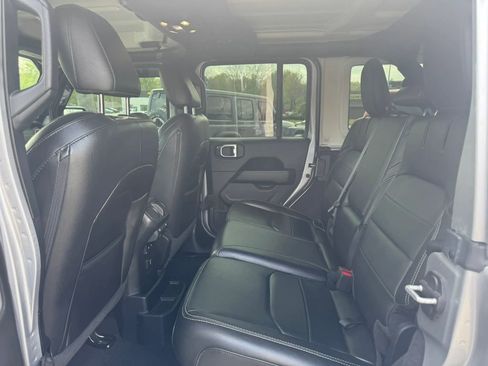 Used 2021 Jeep Wrangler Unlimited Sahara w/ Cold Weather Group image 8