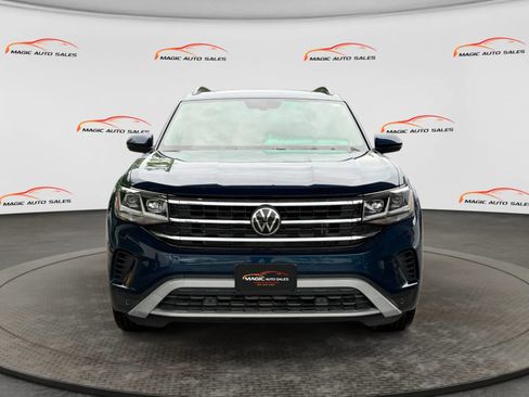 Used 2021 Volkswagen Atlas SE w/ Panoramic Sunroof Package AWD/4WD image 3