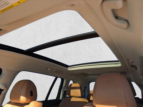 Used 2021 BMW X7 xDrive40i image 16