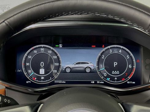 New 2025 Jaguar F-PACE R-Dynamic S image 13