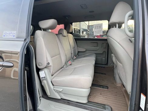 Used 2016 Kia Sedona LX w/ Option Group 020 image 31
