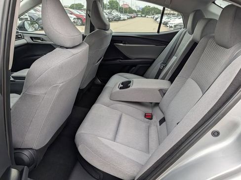 Used 2025 Toyota Camry LE FWD image 27