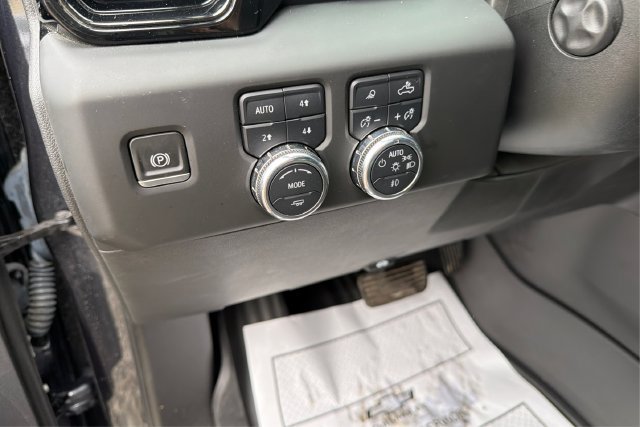 Used 2023 GMC Sierra 1500 AT4 w/ AT4 Premium Package AWD/4WD image 15
