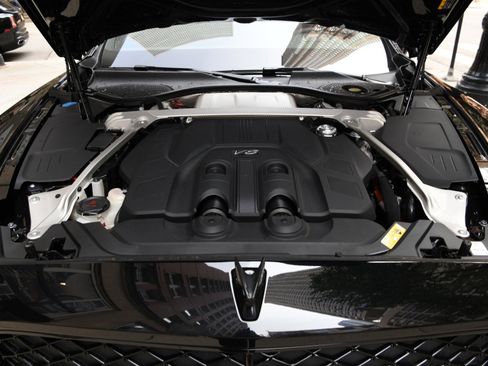 New 2025 Bentley Flying Spur Plug-In Hybrid image 26