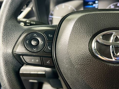 Used 2023 Toyota Corolla LE image 18