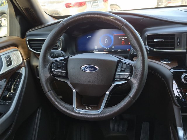Used 2022 Ford Explorer King Ranch w/ Class IV Trailer Tow Package AWD/4WD image 21