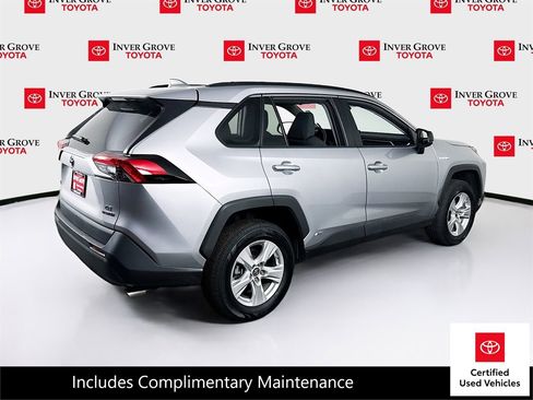 Certified 2021 Toyota RAV4 LE image 5