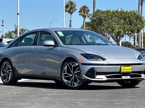 New 2025 Hyundai Ioniq 6 SEL image 2