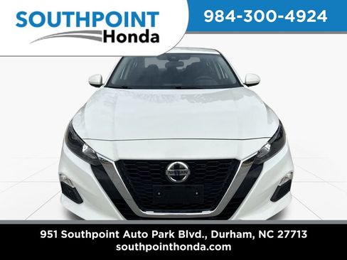 Used 2022 Nissan Altima 2.5 S image 2